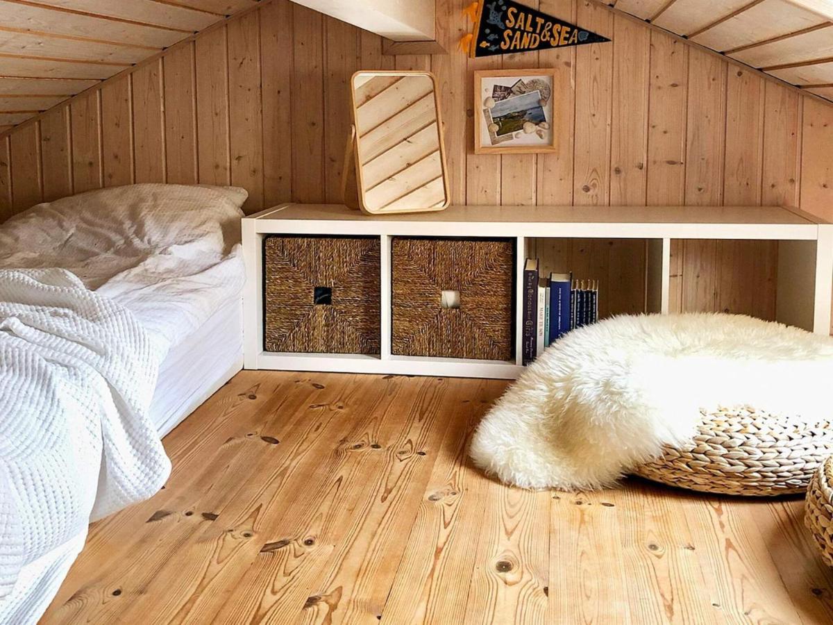 8 Person Holiday Home In Gedser Exterior photo
